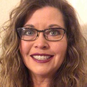 Meet your Posher, Karyl